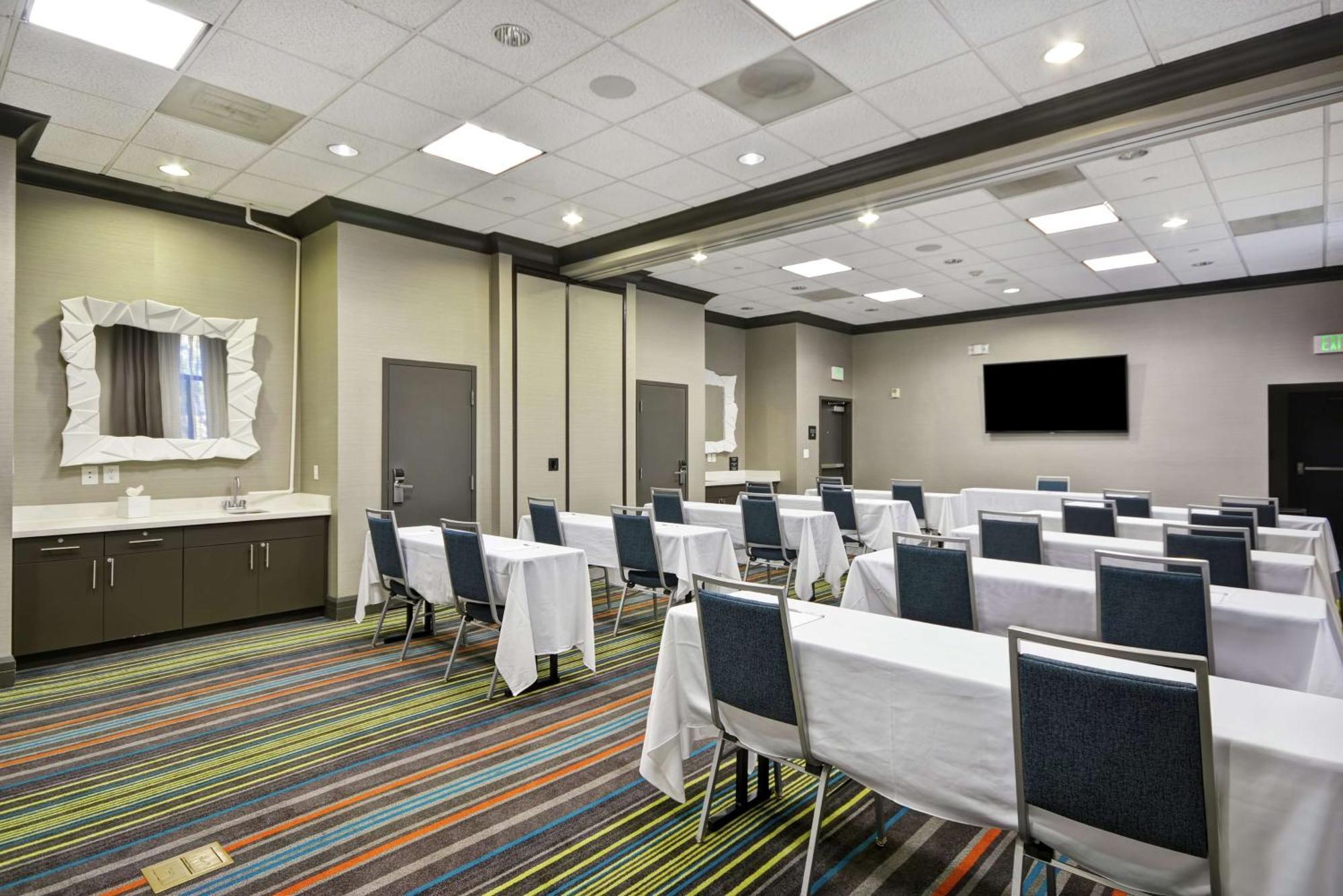 Hampton Inn & Suites Los Angeles Burbank Airport Exterior foto