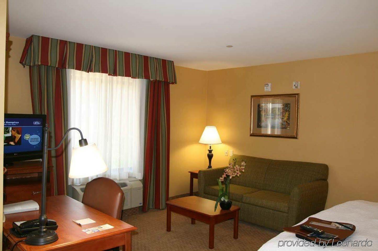 Hampton Inn & Suites Los Angeles Burbank Airport Exterior foto